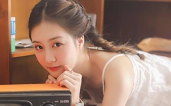 国产粉嫩泬无套进入A片小说